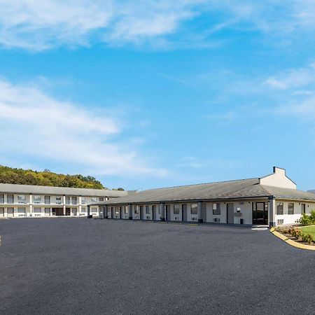 Rodeway Inn Elkton Esterno foto